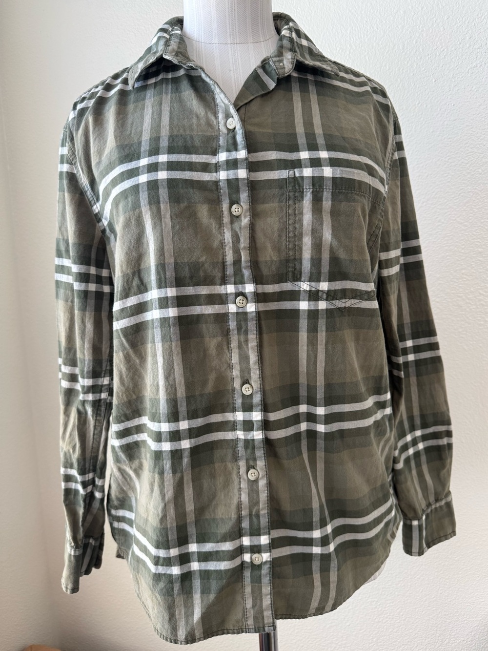 Pendleton Women’s Plaid Button Down Shirt Olive Green White Women's XS Cotton